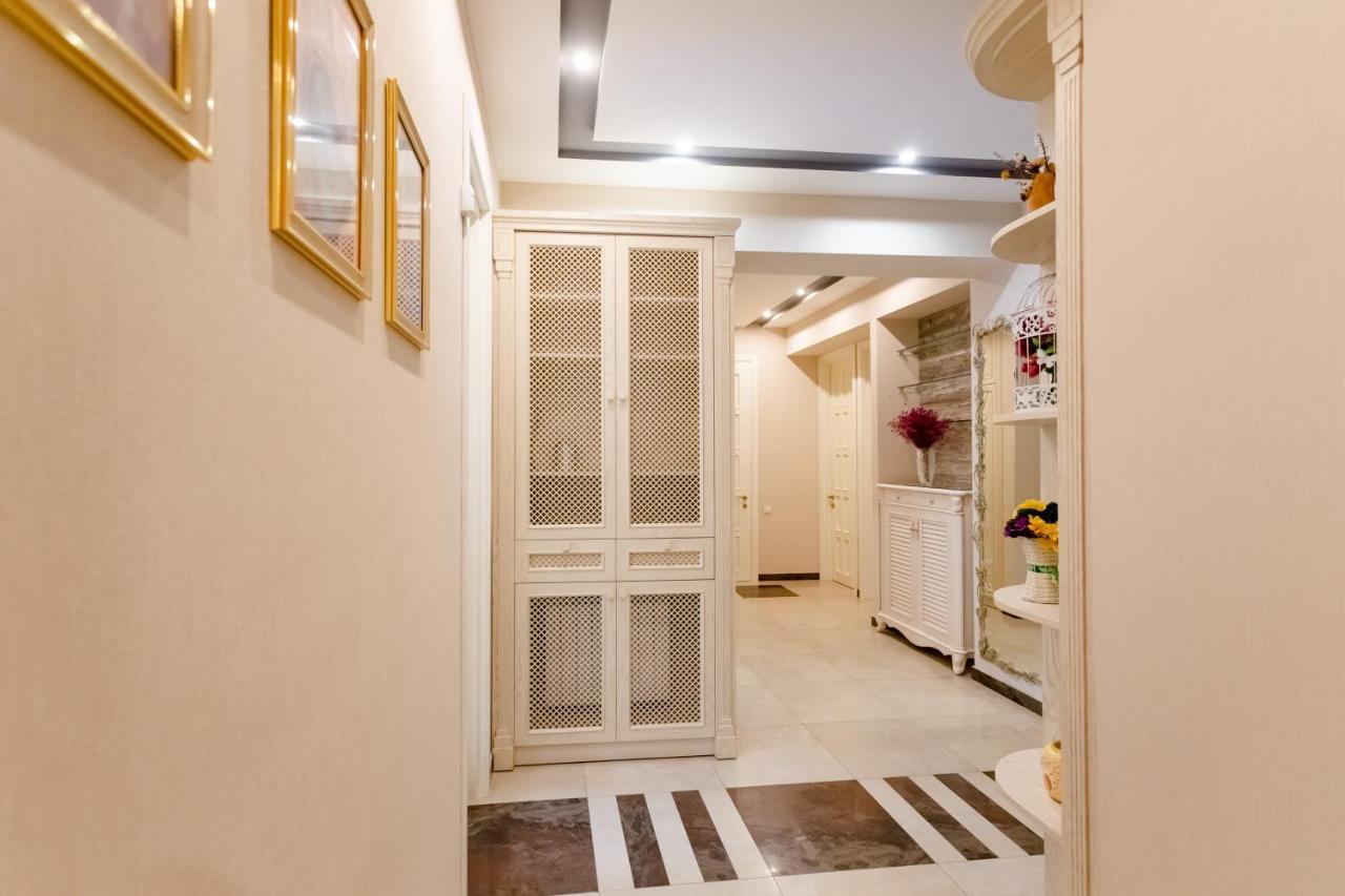 3Bd-2Bth Apartment In Tbilisi City Center Exterior foto